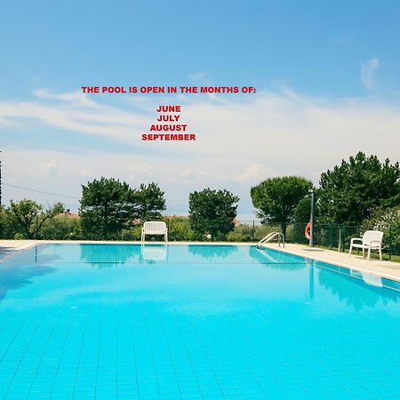 Tennis / Pool / Barbecue Μπαρντολίνο Εξωτερικό φωτογραφία